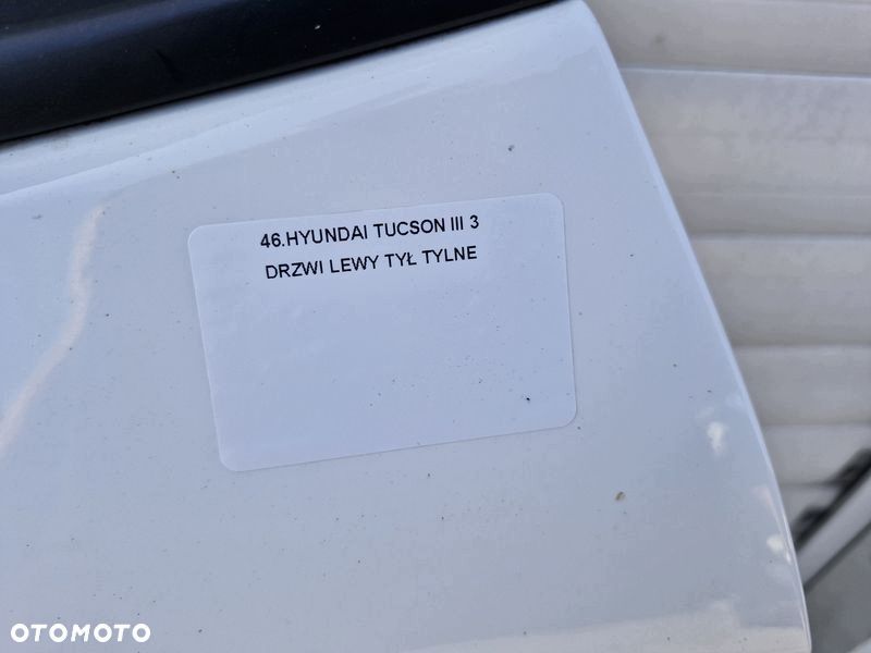 HYUNDAI TUCSON III 3 DRZWI LEWY TYŁ TYLNE LEWE PYW - 2