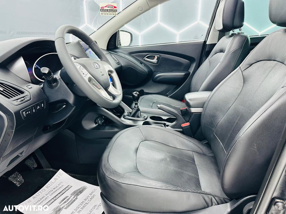 Hyundai ix35 1.7 CRDI 2WD blue Finale Silver - 14