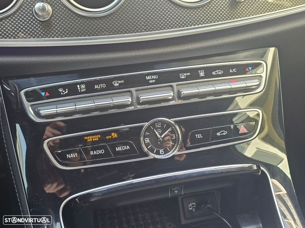 Mercedes-Benz E 350 d AMG 4-Matic - 32