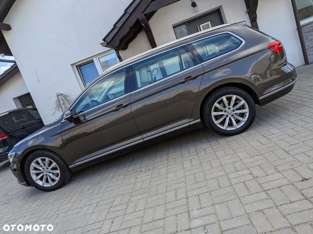 Volkswagen Passat Variant - 4