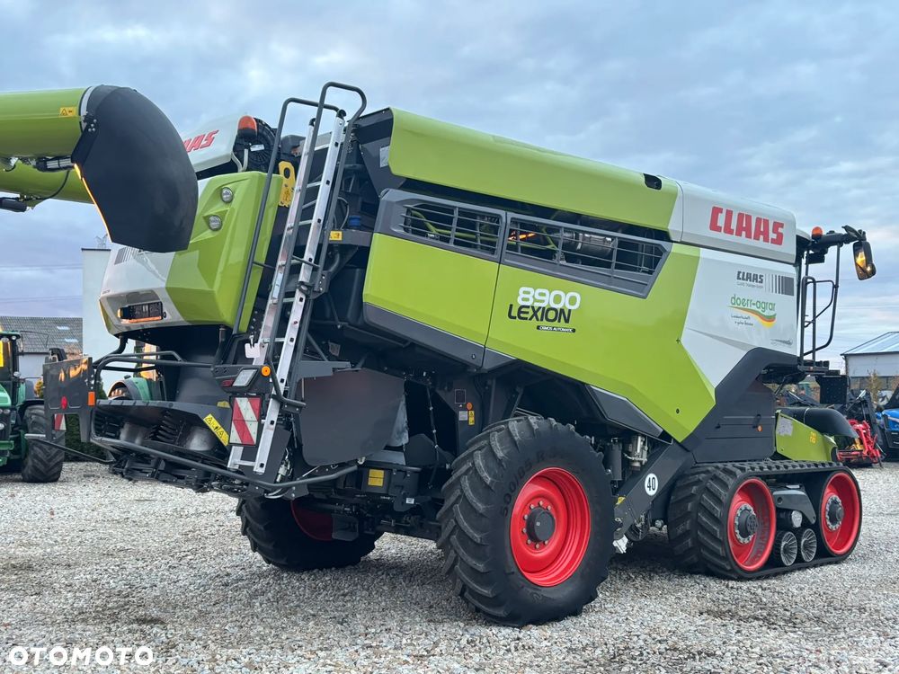 Claas Lexion 8900 - 4