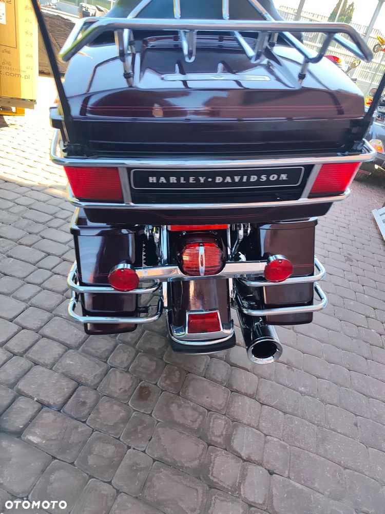 Harley-Davidson FLHTCU Ultra - 24
