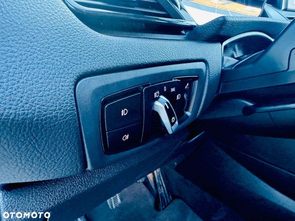 BMW Seria 2 216d Active Tourer Luxury Line - 14