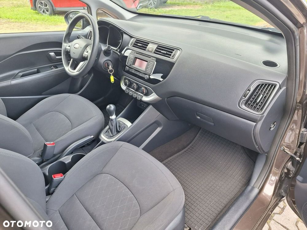 Kia Rio 1.2 M - 26