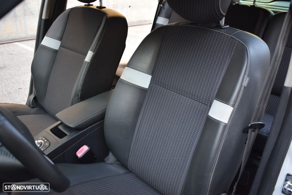 Renault Scénic 1.5 dCi Luxe - 20