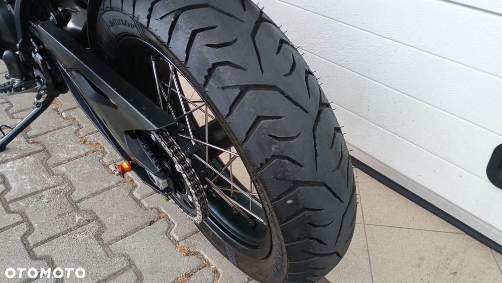 KTM Adventure 890 - 20