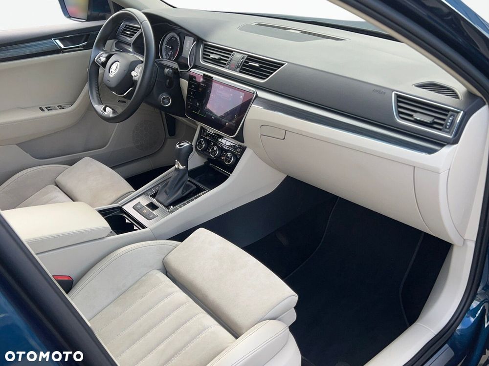 Skoda Superb 2.0 TDI SCR Style DSG - 16