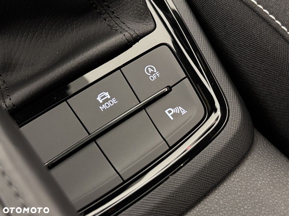 Skoda Kamiq 1.5 TSI Monte Carlo DSG - 38