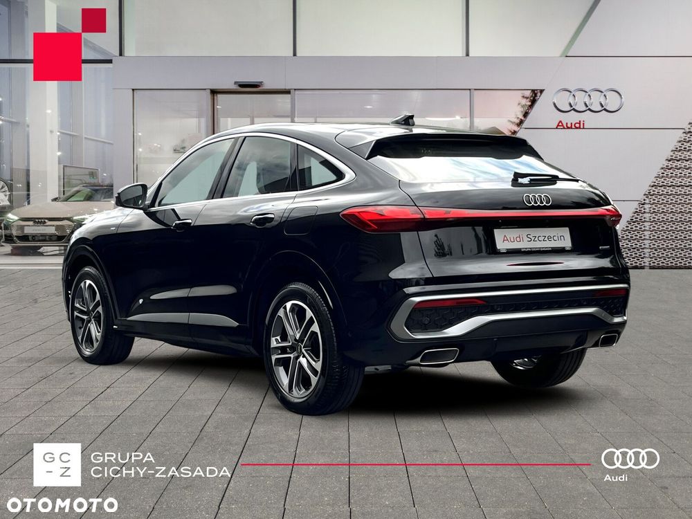 Audi Q5 Sportback - 4