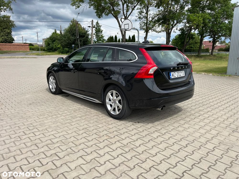 Volvo V60 D2 - 3