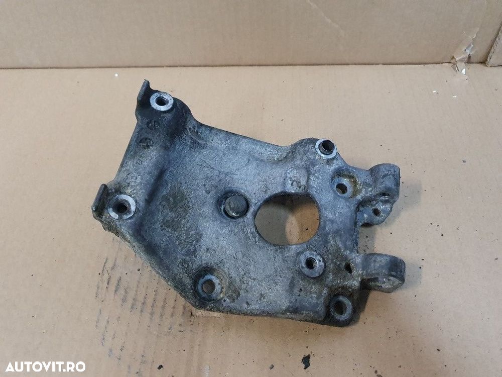 Suport de montare compresor AC CITROËN BERLINGO Box M_ 1996 - 20111.6 HDI 75 9HW (DV6BTED4), DV6B 9646719580 - 1