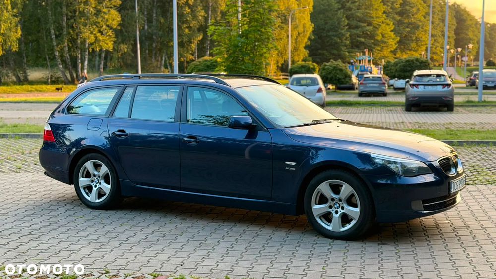 BMW Seria 5 525d - 14