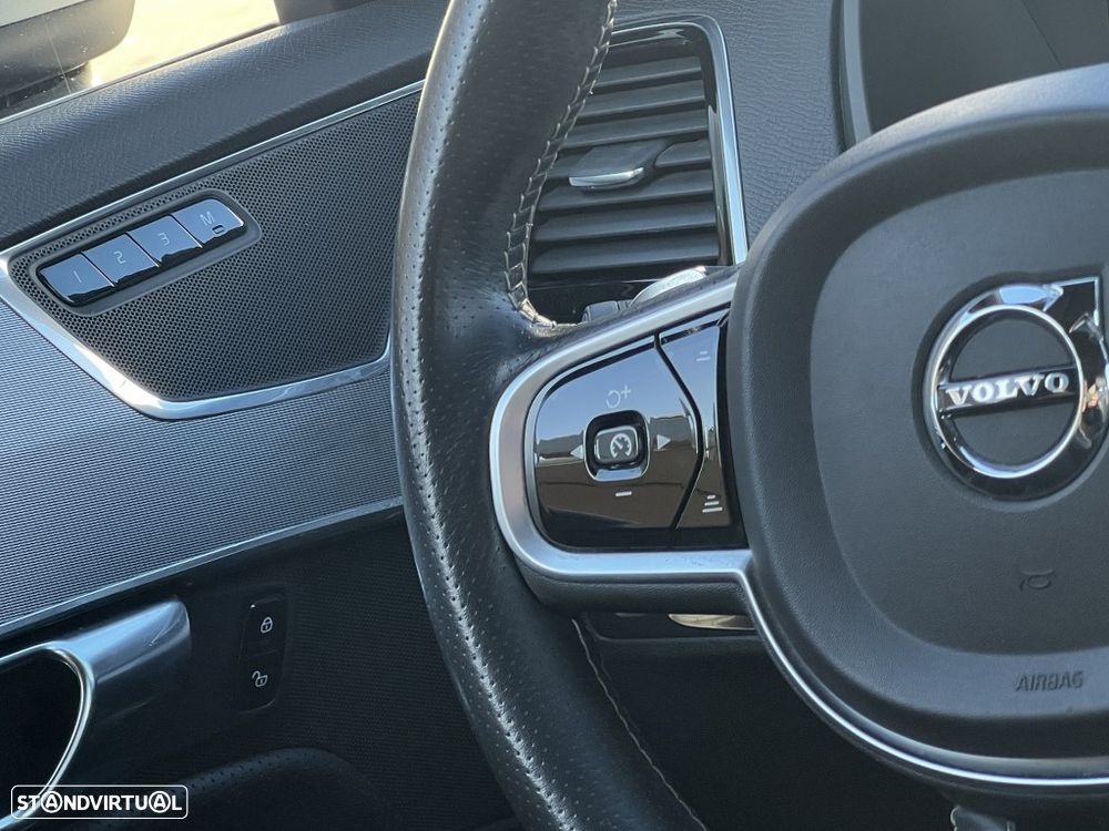 Volvo XC 90 2.0 D4 R-Design - 19
