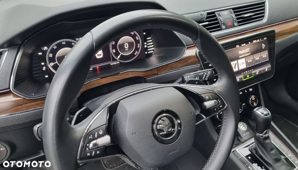 Skoda Superb 2.0 TDI 4x4 DSG Scout - 9