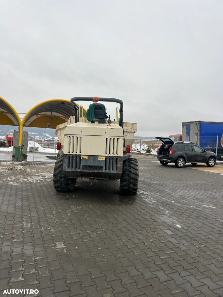 Terex - 9