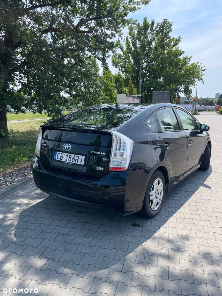 Toyota Prius - 5