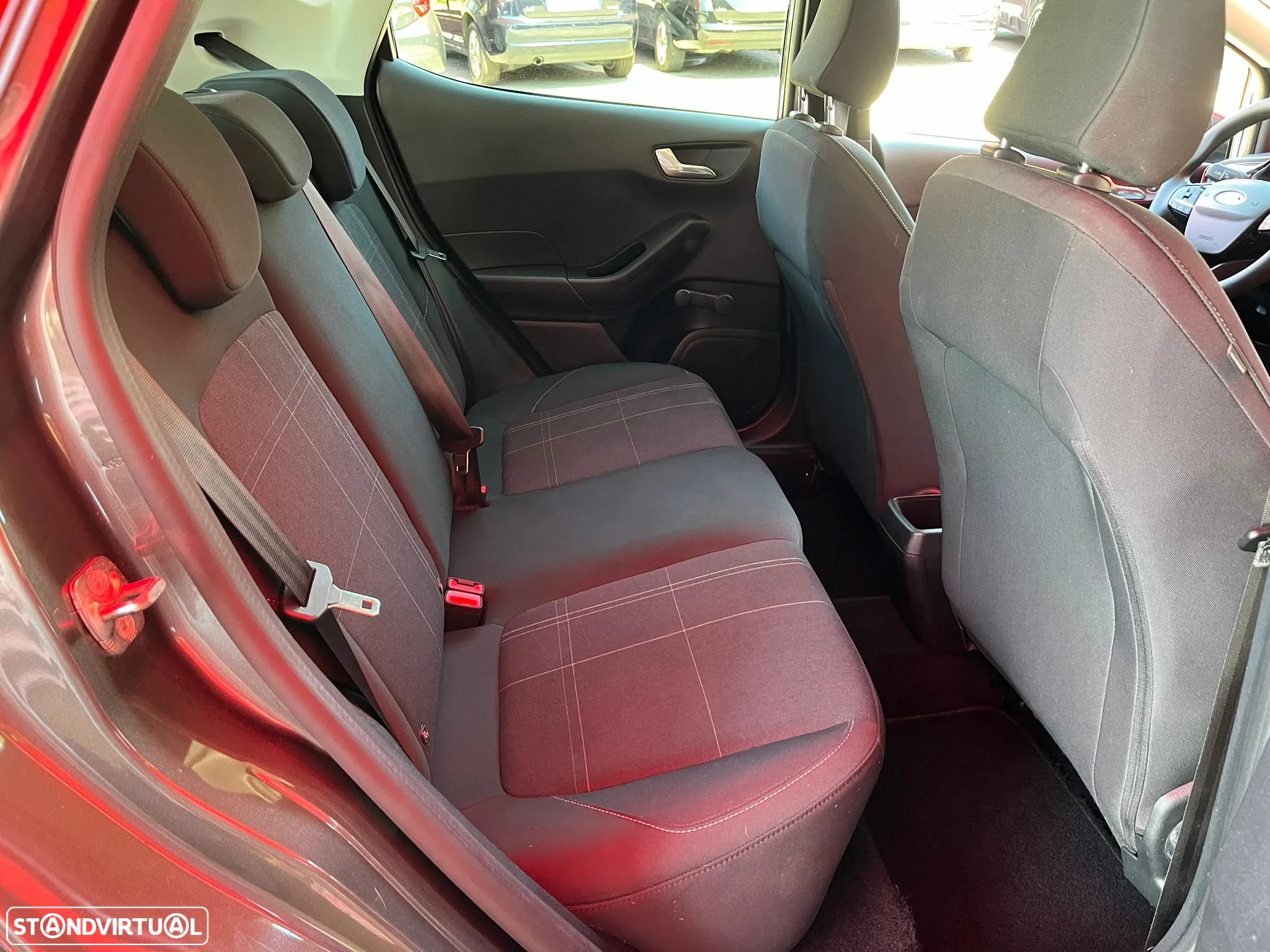 Ford Fiesta 1.1 Ti-VCT Business - 13