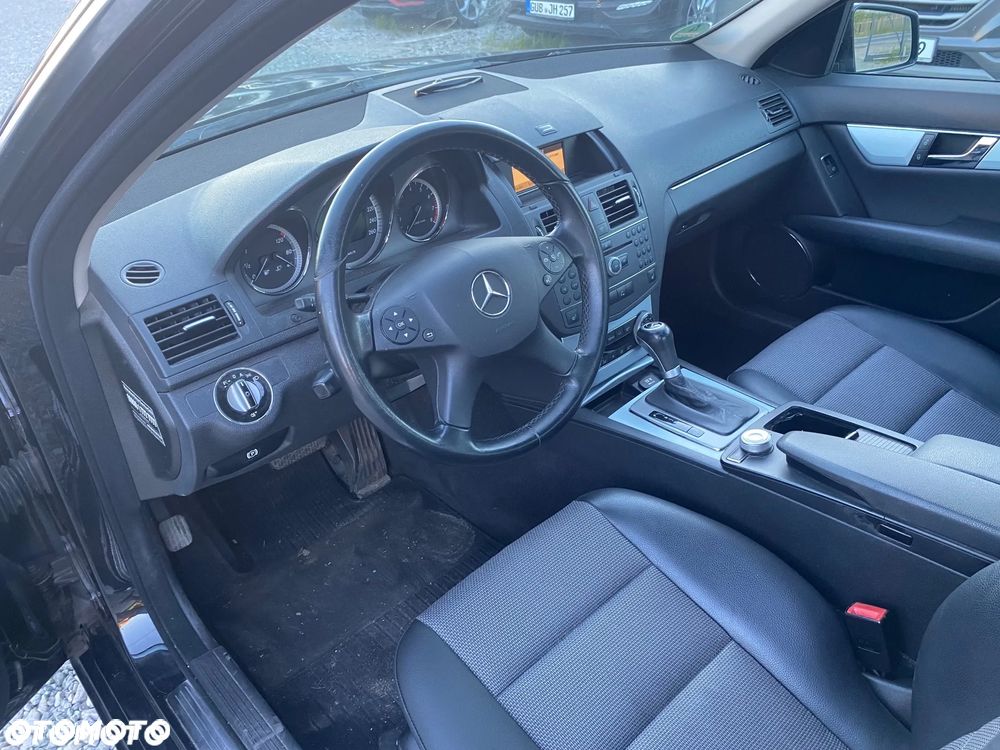 Mercedes-Benz Klasa C - 21