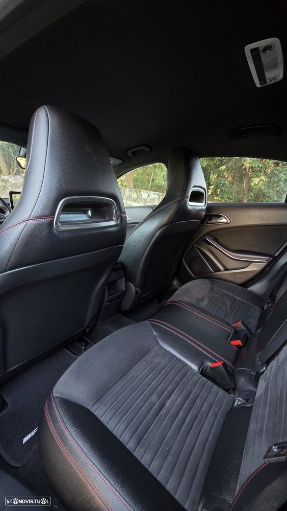Mercedes-Benz A 180 d AMG Line - 10