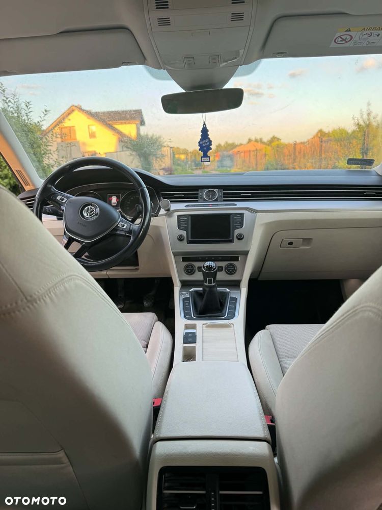 Volkswagen Passat 2.0 TDI BMT Comfortline - 5
