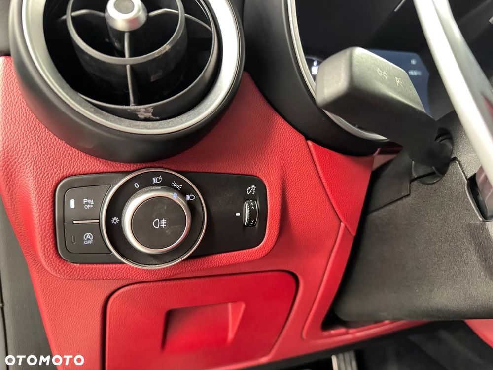 Alfa Romeo Stelvio 2.0 Turbo 16V AT8-Q4 Executive - 20