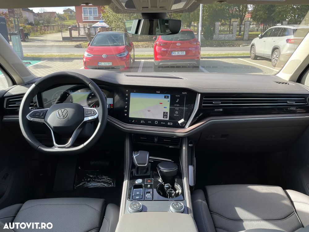 Volkswagen Touareg V6 TDI Elegance - 24