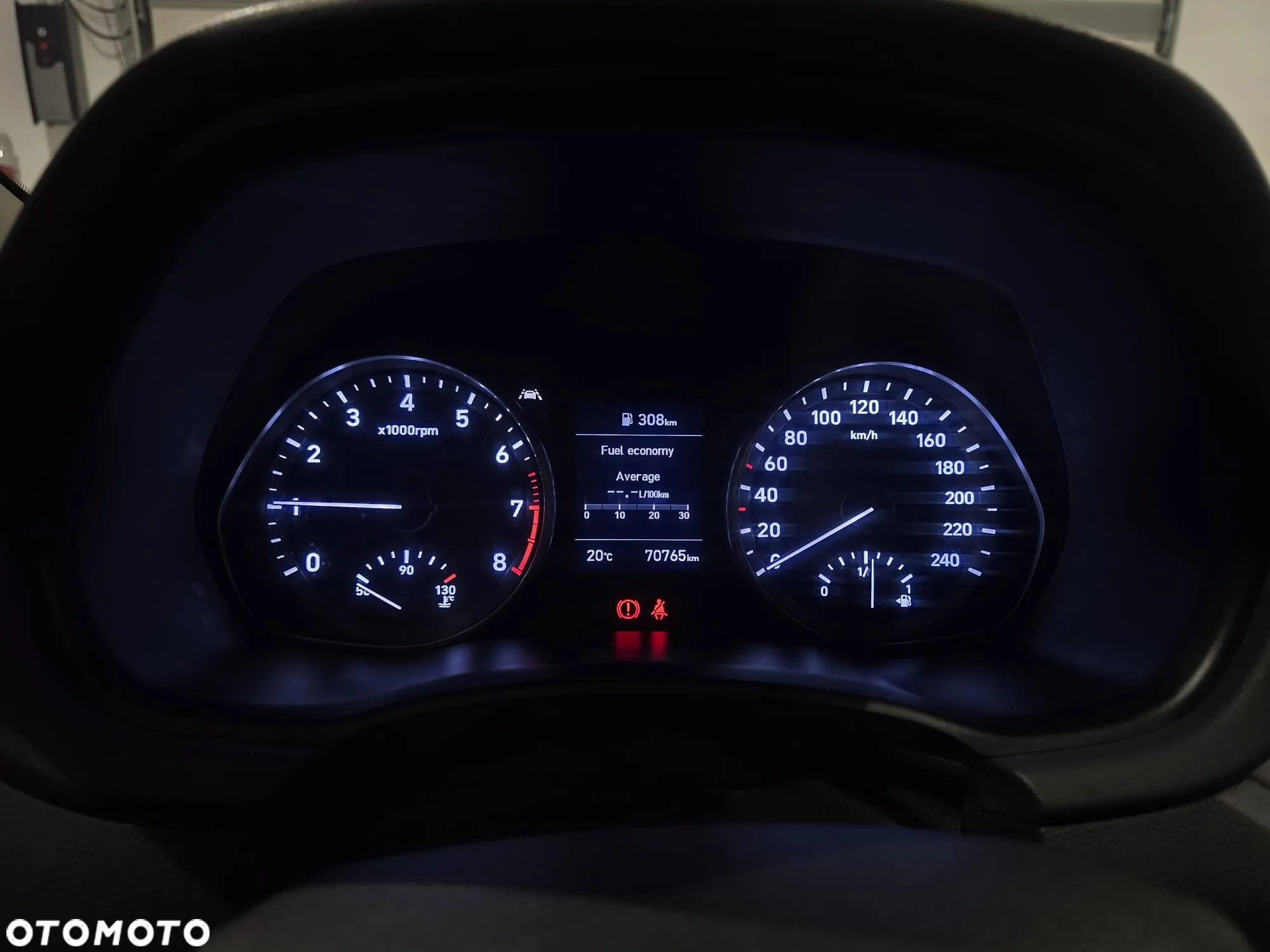 Hyundai i30 1.5 DPI Classic + - 11