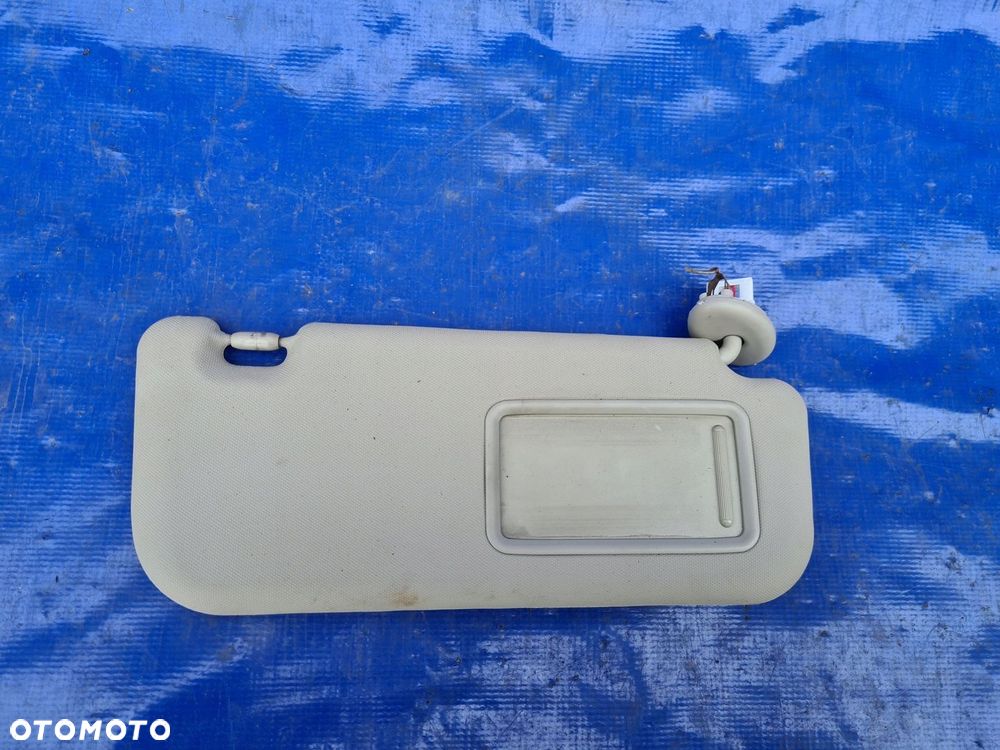 Toyota AURIS I 07- daszek słonecznik prawy kremowy - 1