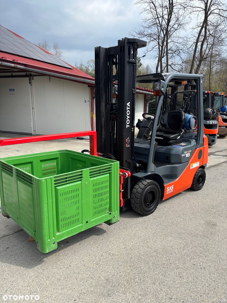 Toyota wózek widłowy 8FGF18 GWARANCJA LPG triplex OBROTNICA 49990 NETTO - 8