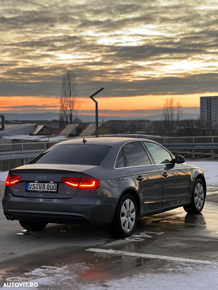 Audi A4 2.0 TDI quattro design - 6