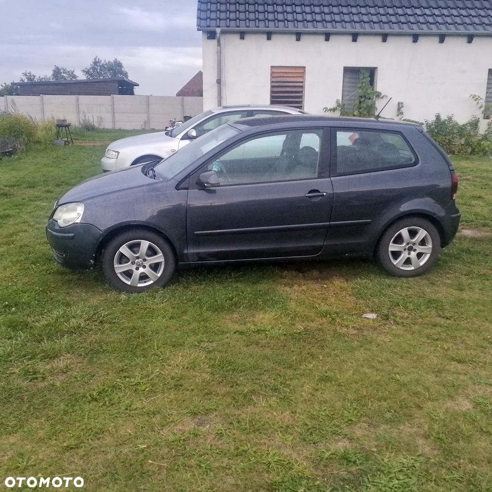 Volkswagen Polo - 4