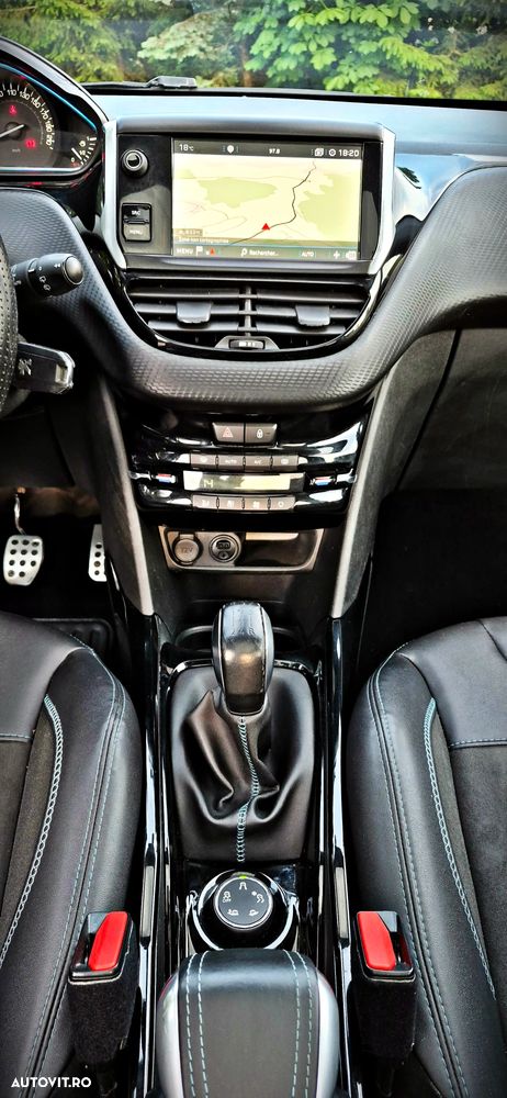 Peugeot 2008 PureTech 110 Stop&Start Crossway - 33