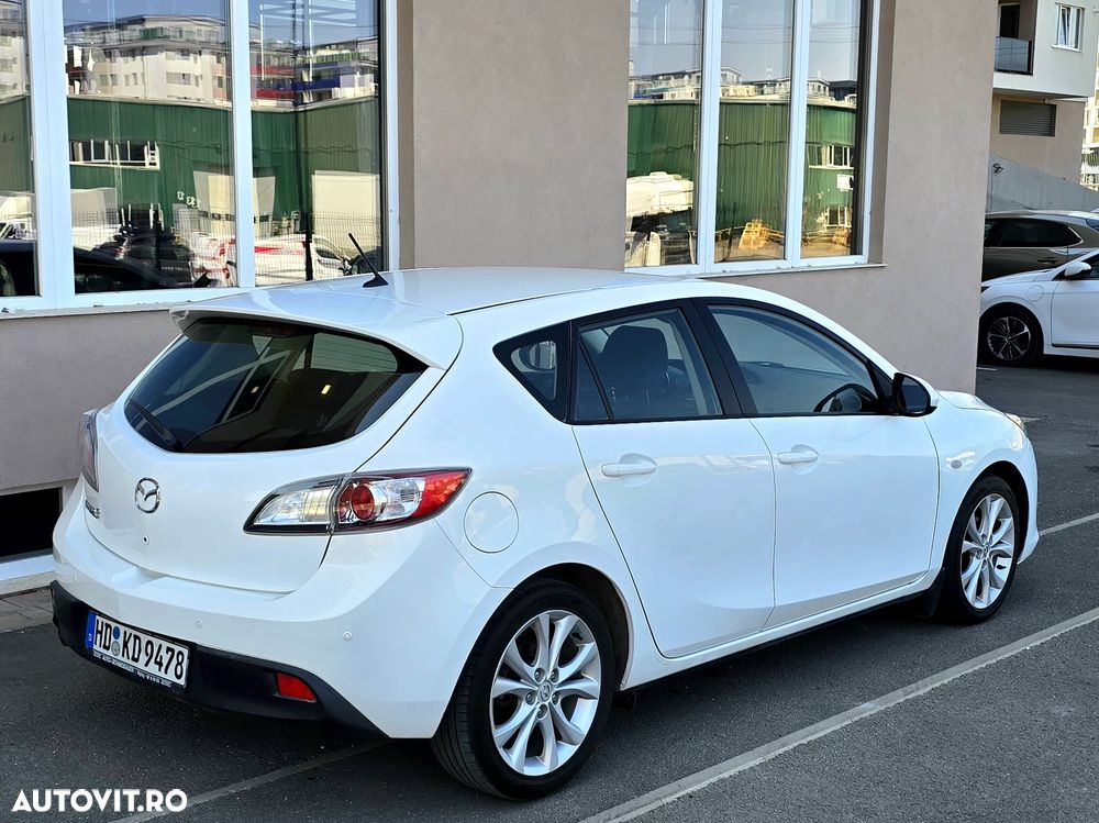 Mazda 3 - 10