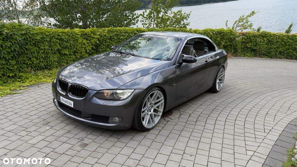 BMW Seria 3 330i - 8