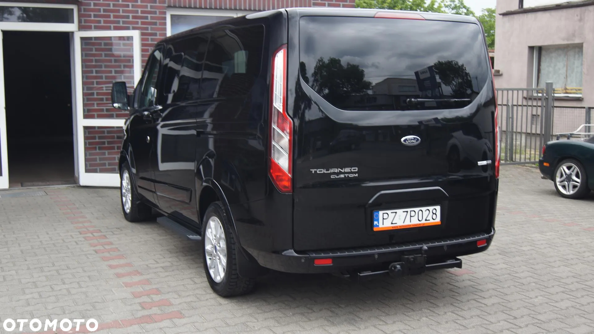 Ford Tourneo Custom 2.0 EcoBlue L1 Titanium X - 8