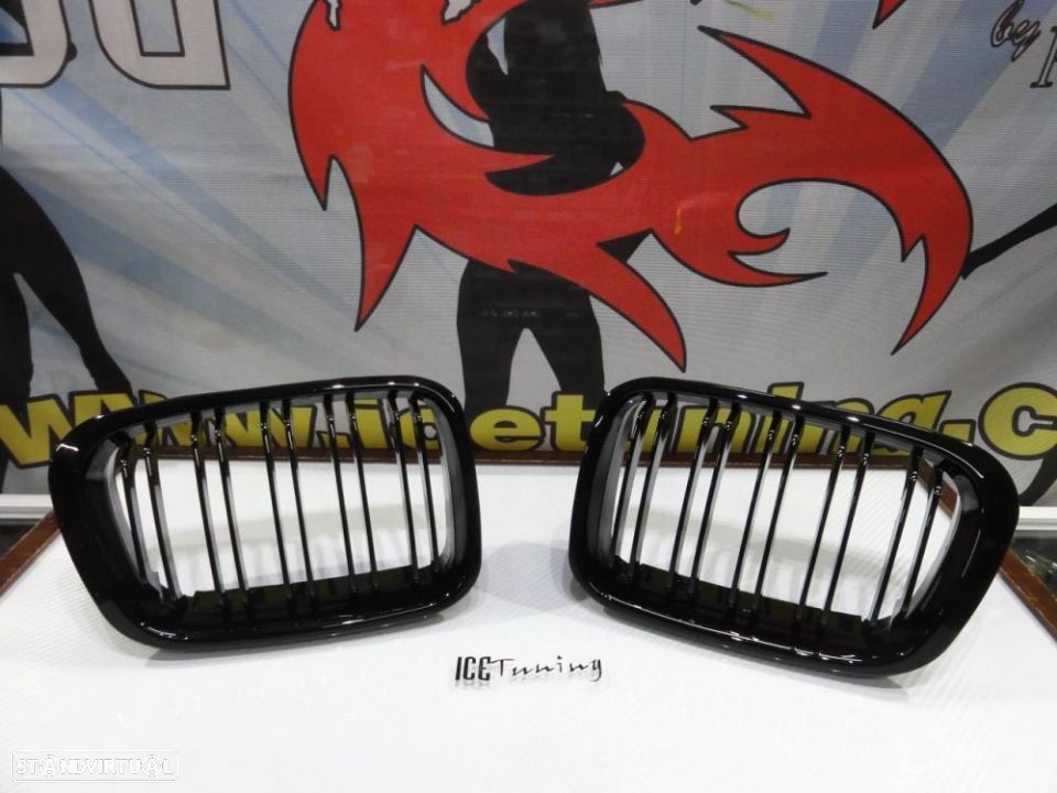 Grelha frontal em preto piano brilhante para BMW E46 98-01 M4 look / dupla lamina em plástico ABS - 1