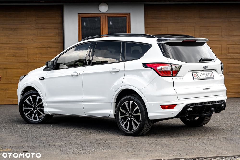 Ford Kuga - 11