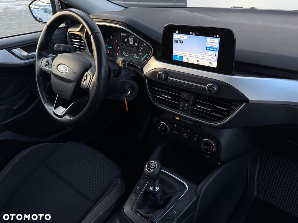 Ford Focus SW 1.5 TDCi Trend - 28