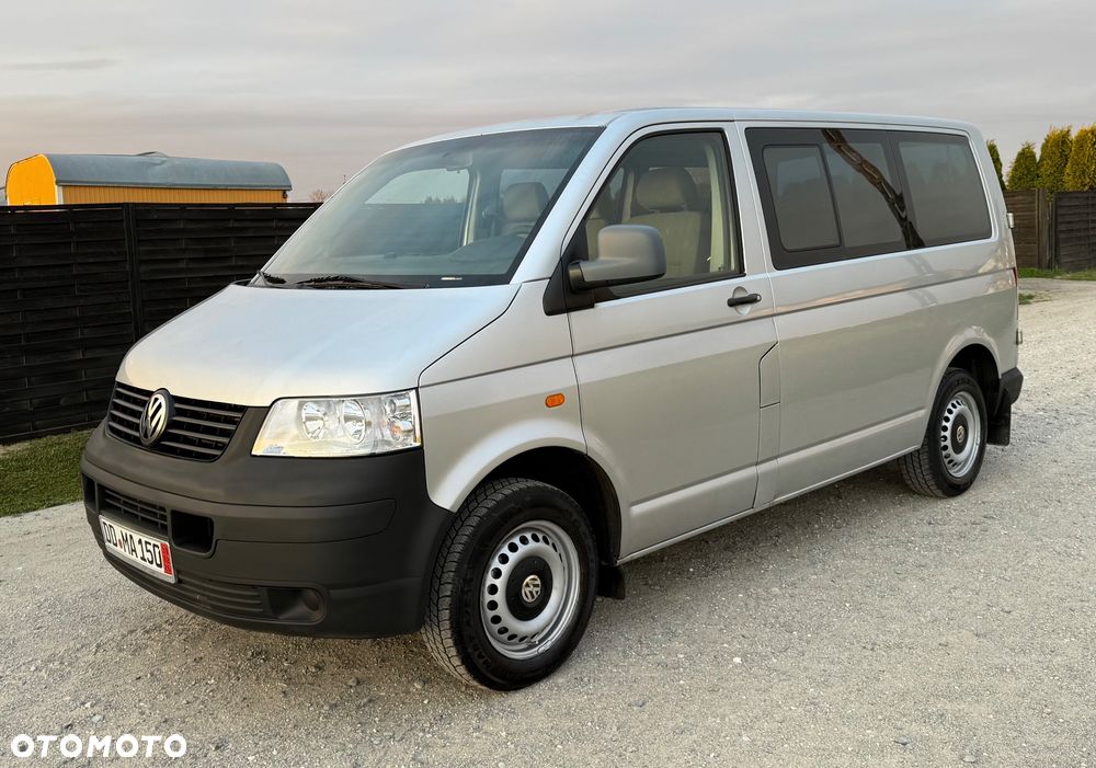 Volkswagen Transporter - 4