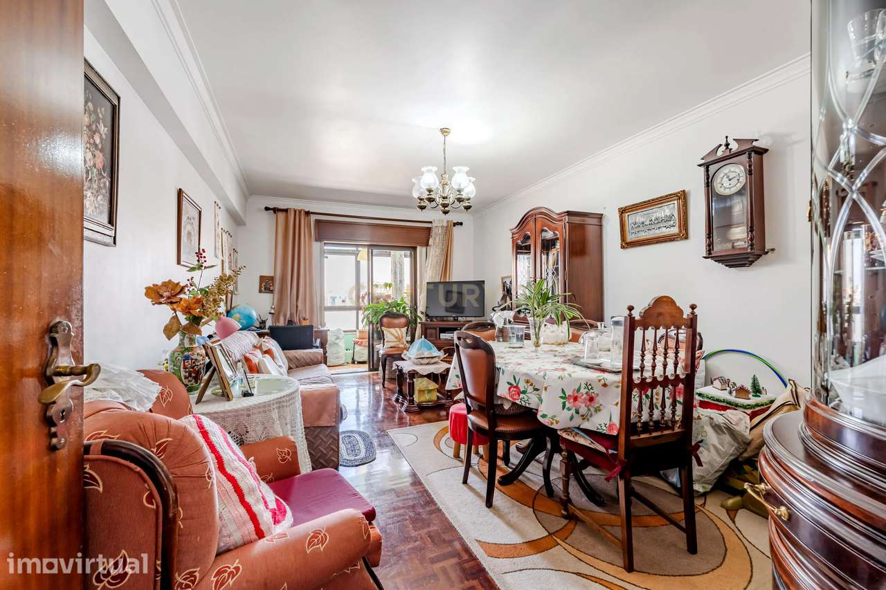 Apartamento T2 em Algueirão Mem Martins com EXCELENTE LOCALIZAÇÃO - Grande imagem: 4/20