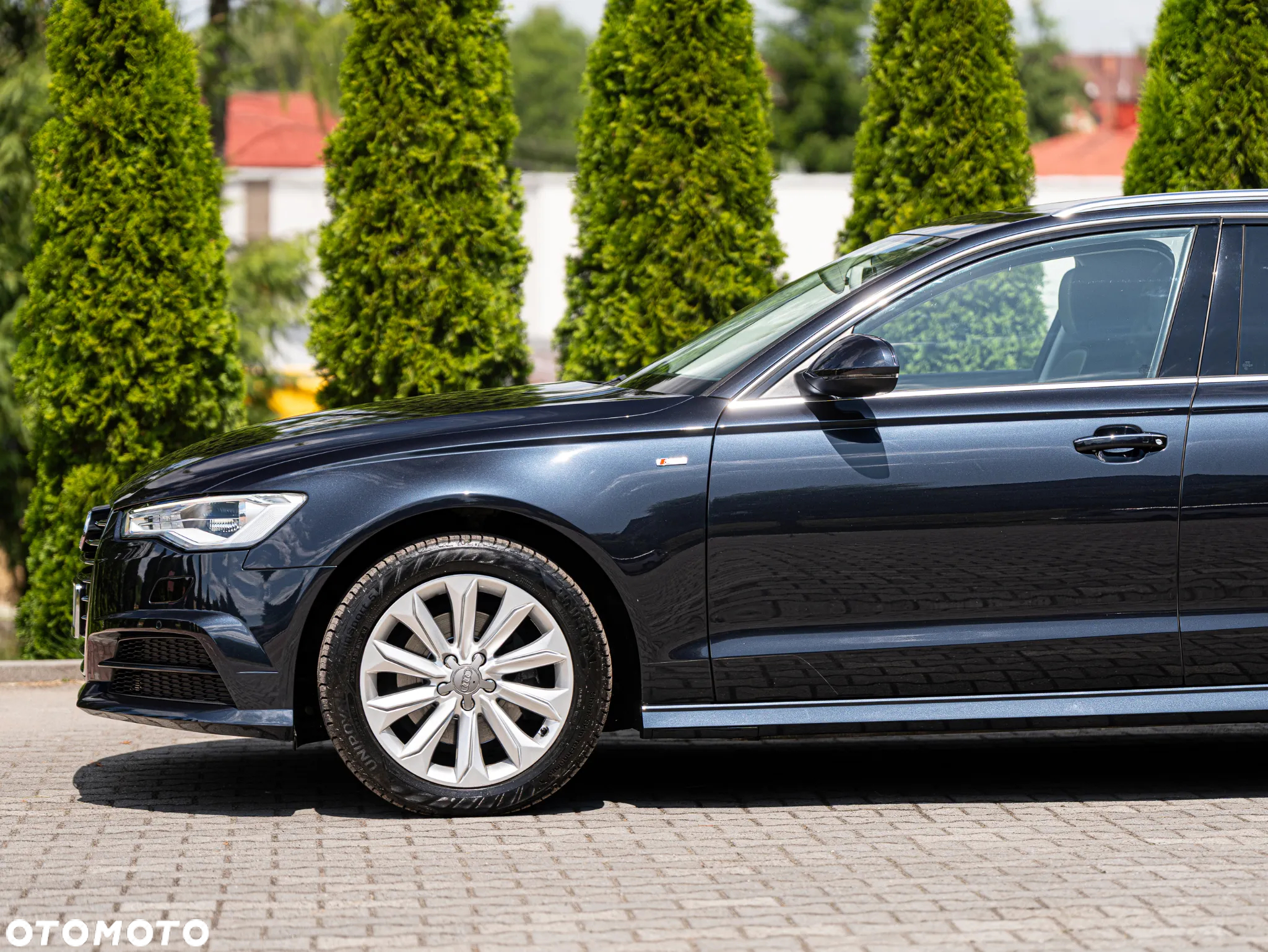 Audi A6 Avant 2.0 TDI quattro S tronic - 11