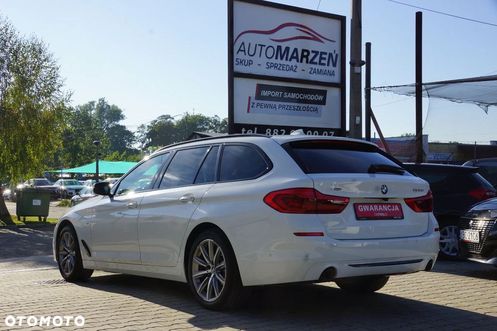 BMW Seria 5 520d xDrive Touring Sport Line - 7