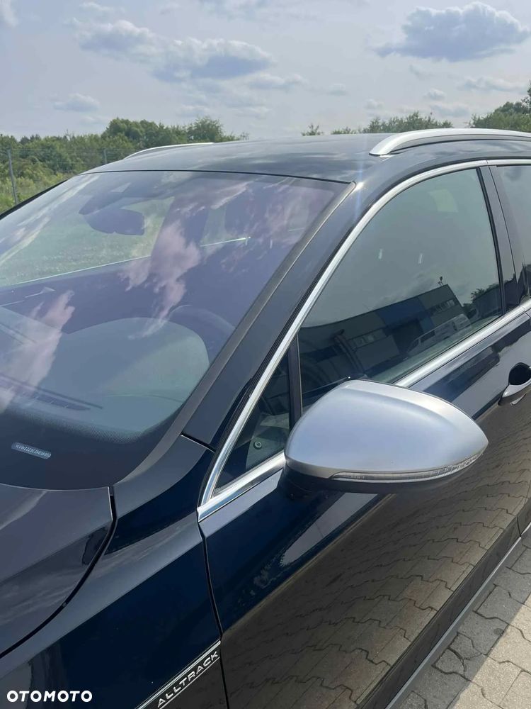 Volkswagen Passat 2.0 TDI 4Mot Elegance DSG - 3