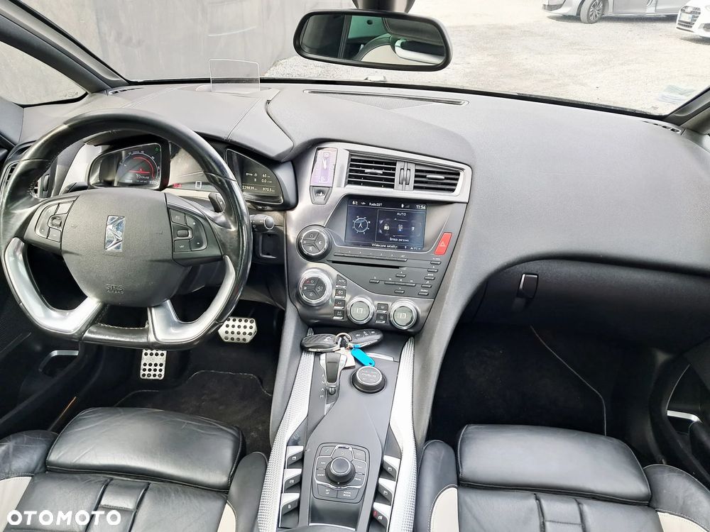 Citroën DS5 2.0 HDi Hybrid4 SoChic MCP - 13