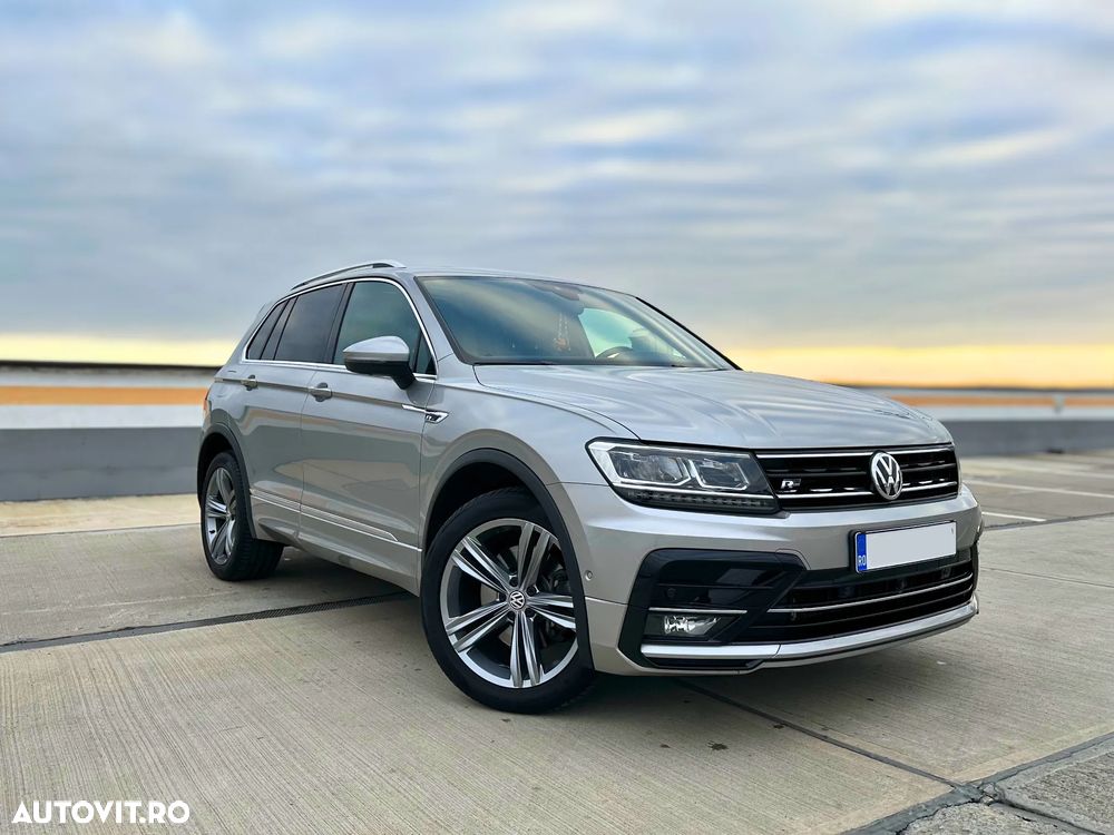 Volkswagen Tiguan - 1