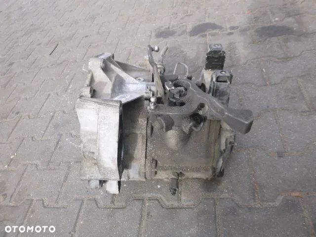 MANUALNA SKRZYNIA BIEGÓW SKODA FABIA I 1.4 16V GDL - 25