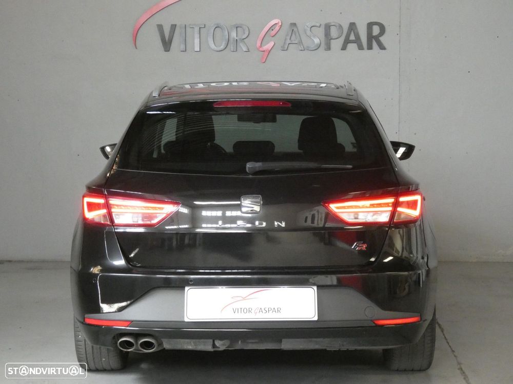 SEAT Leon ST 2.0 TDI FR DSG - 11