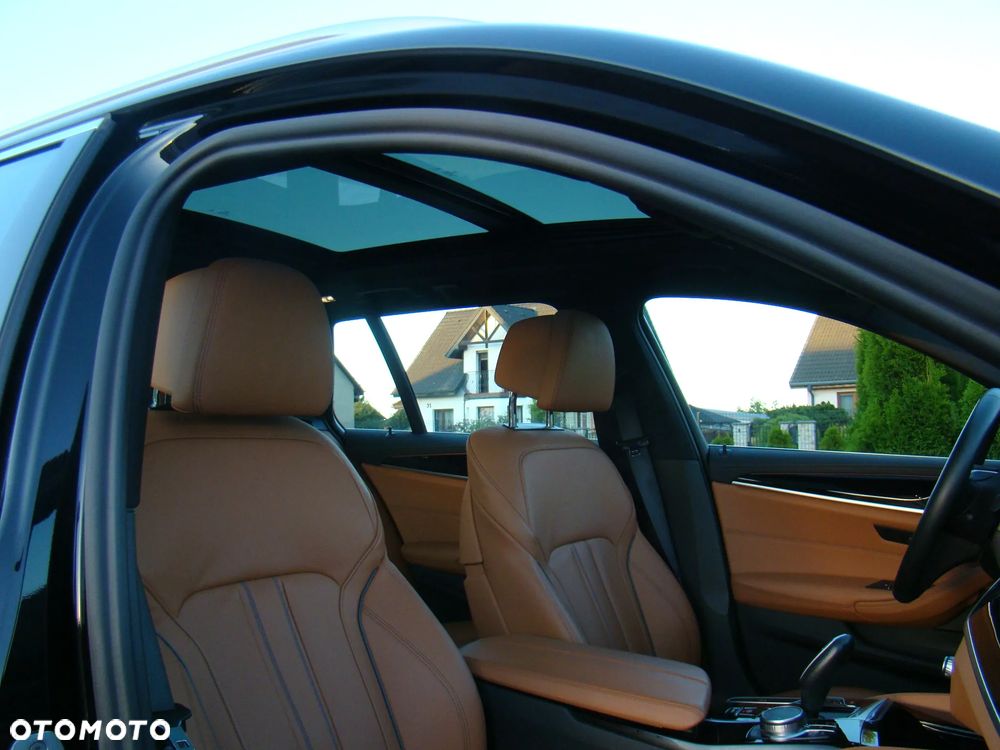 BMW Seria 5 520d xDrive mHEV Luxury Line sport - 21