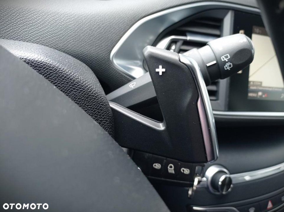 Peugeot 308 - 18