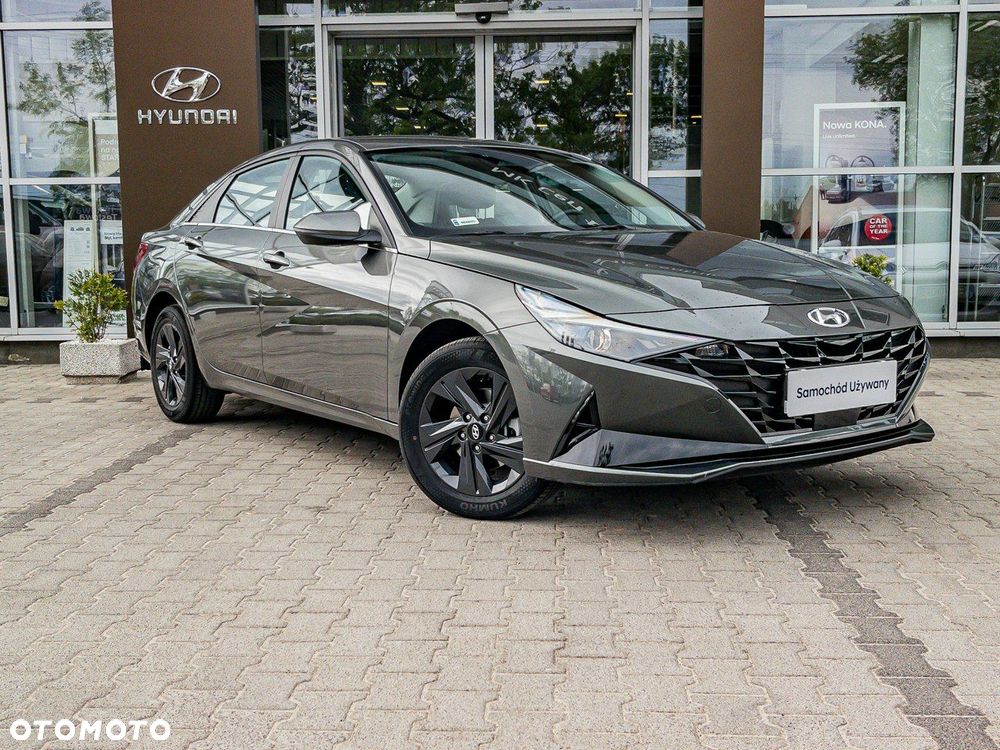 Hyundai Elantra - 7